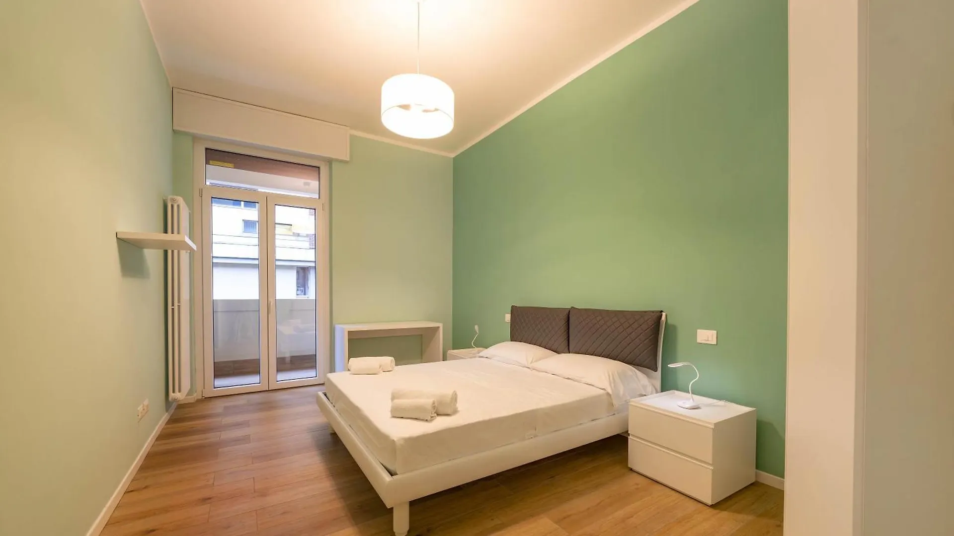Italianflat - Elegant 2 Bedrooms With Balcony, 5 Min Walking From Arena Verona