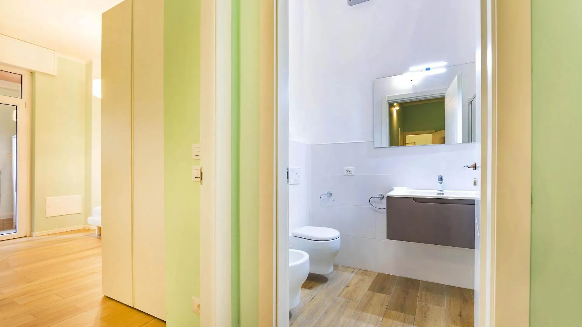 Appartamento Italianflat - Elegant 2 Bedrooms With Balcony, 5 Min Walking From Arena Verona Italia